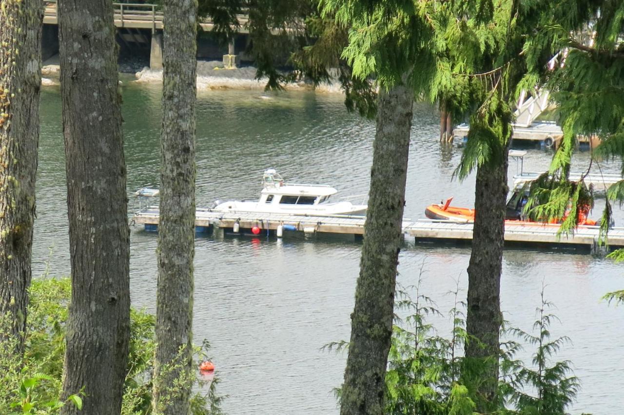 A Shack In The Woods Villa Port Renfrew Exterior foto