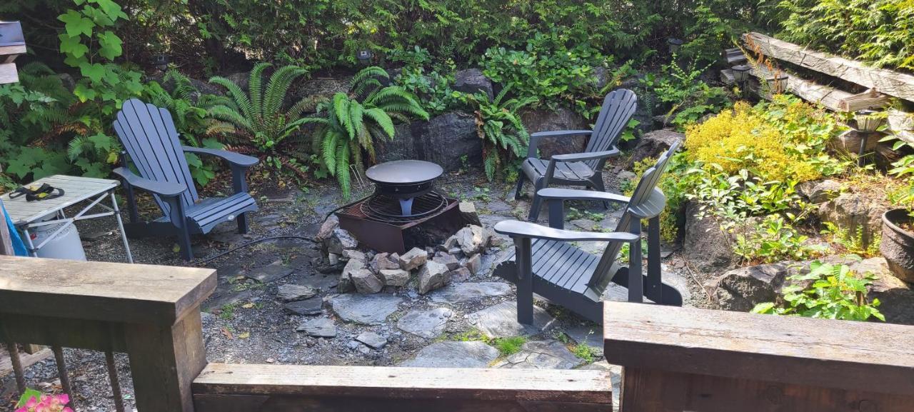 A Shack In The Woods Villa Port Renfrew Exterior foto