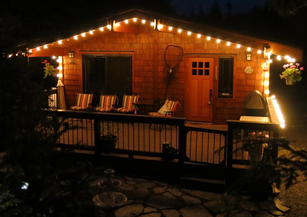 A Shack In The Woods Villa Port Renfrew Exterior foto